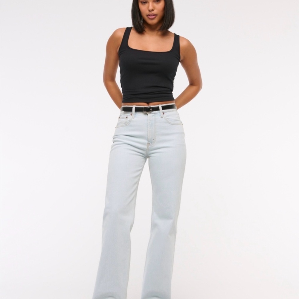 Abercrombie High Rise 90s Relaxed Jeans Light Wash